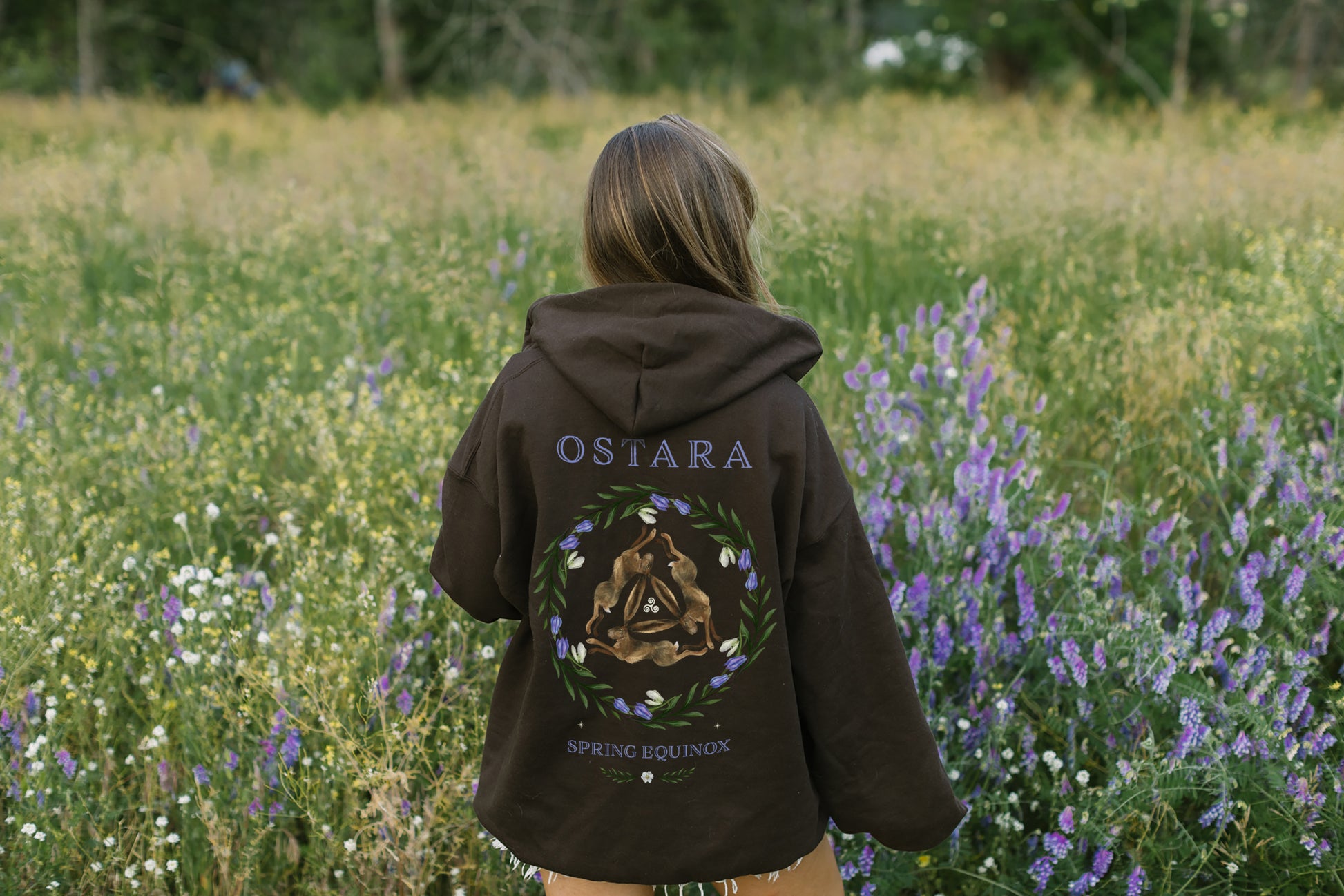 Ostara Hoodie in chocolate