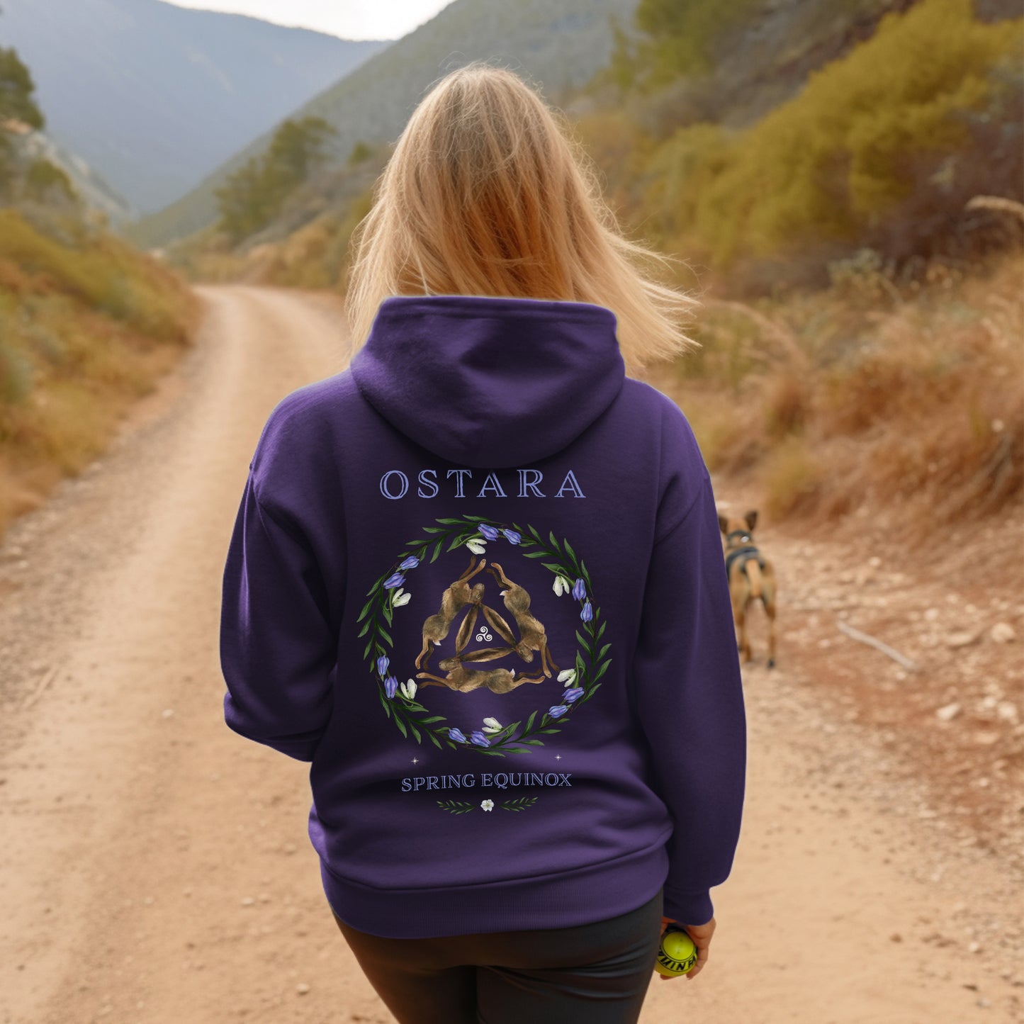 Ostara Hoodie in purple