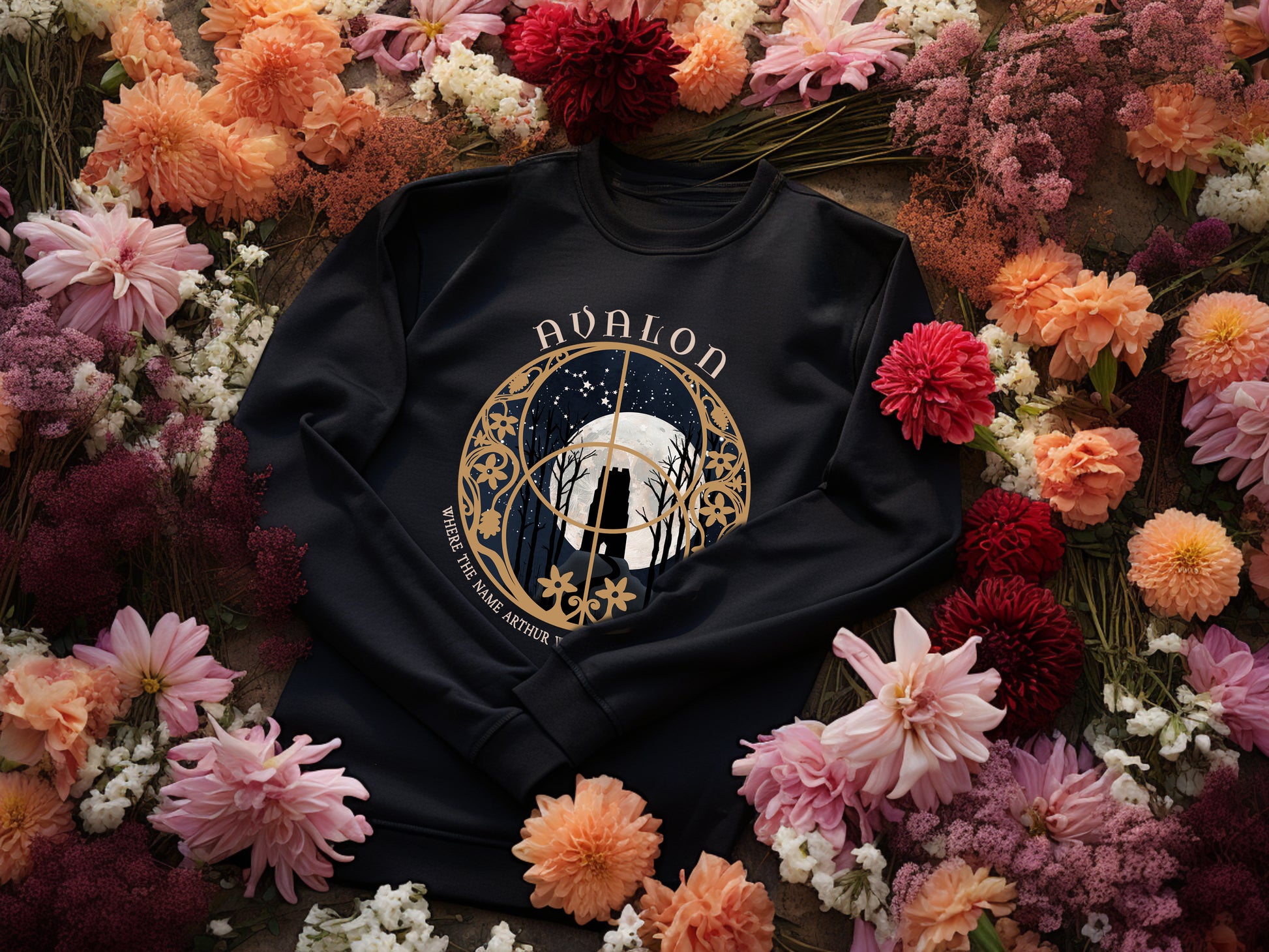 Whispers of Avalon Sweatshirt in Black